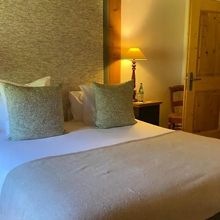 D'adrien Hotel 5*