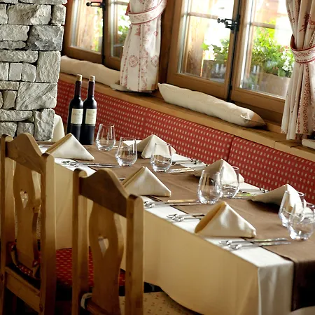 D'adrien Hotel 5*
