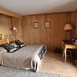 D'adrien Hotel