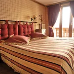 Hotel D'adrien 5*