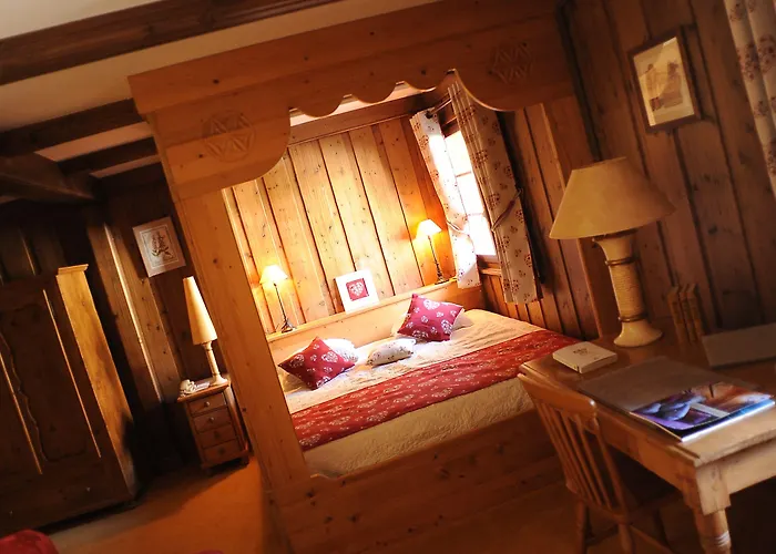 阿德里安酒店 酒店