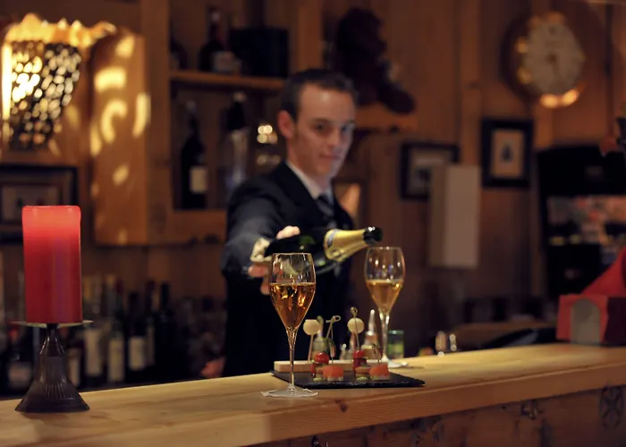 阿德里安酒店 5*